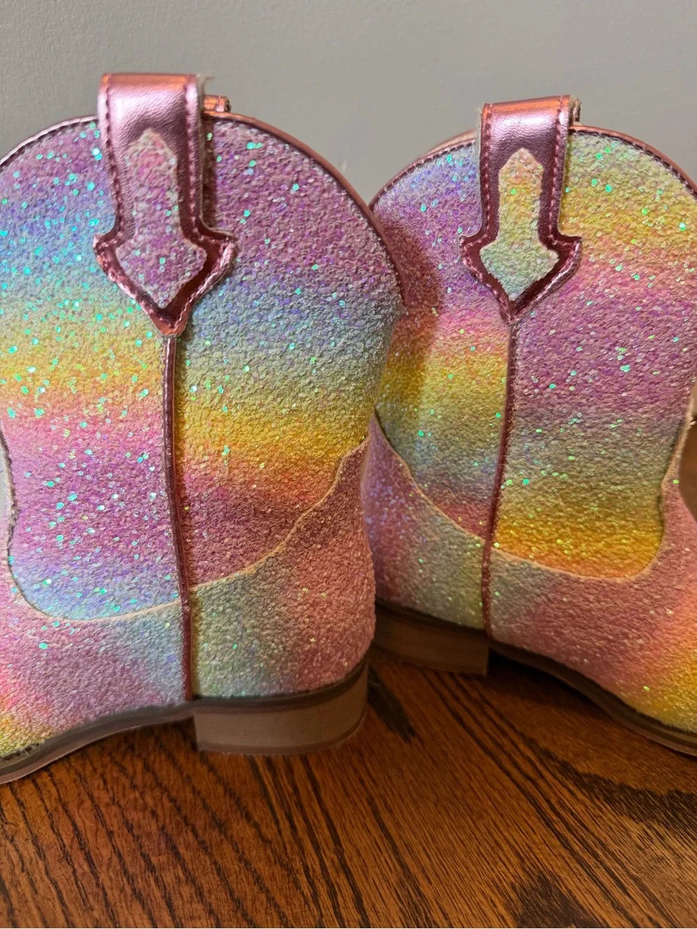 Like new! Toddler girls rainbow cowgirl boots!